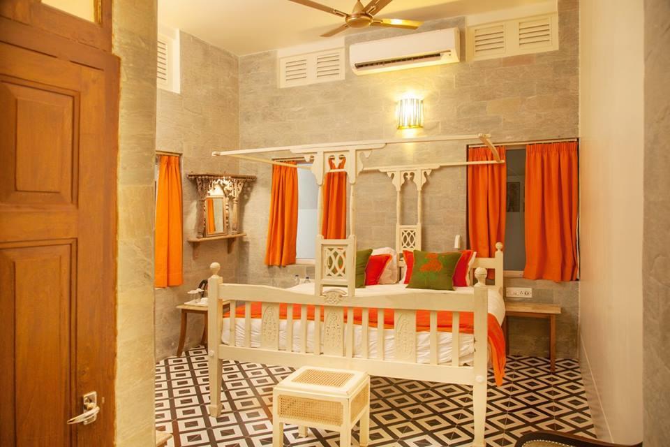The Ivy House Bed & Breakfast Колката Екстериор снимка
