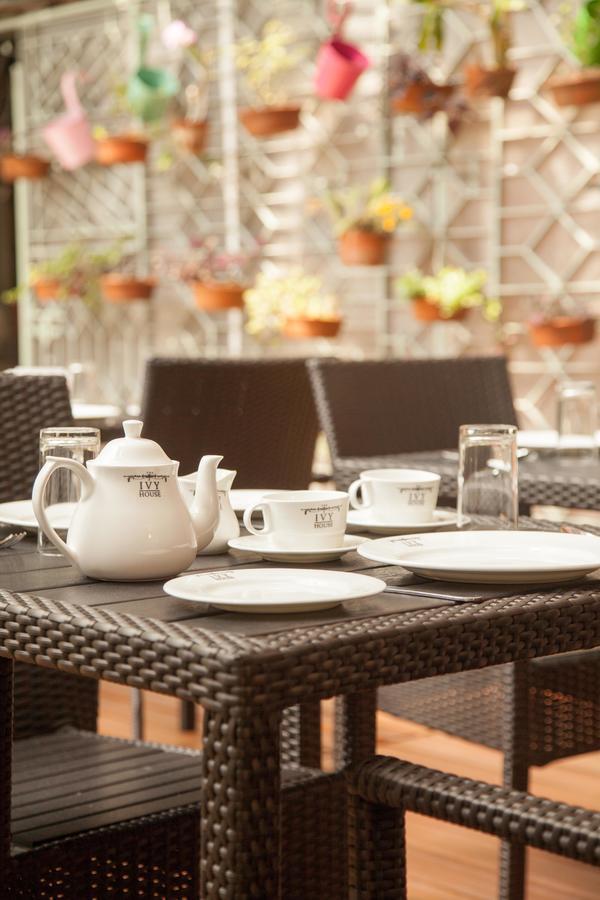 The Ivy House Bed & Breakfast Колката Екстериор снимка